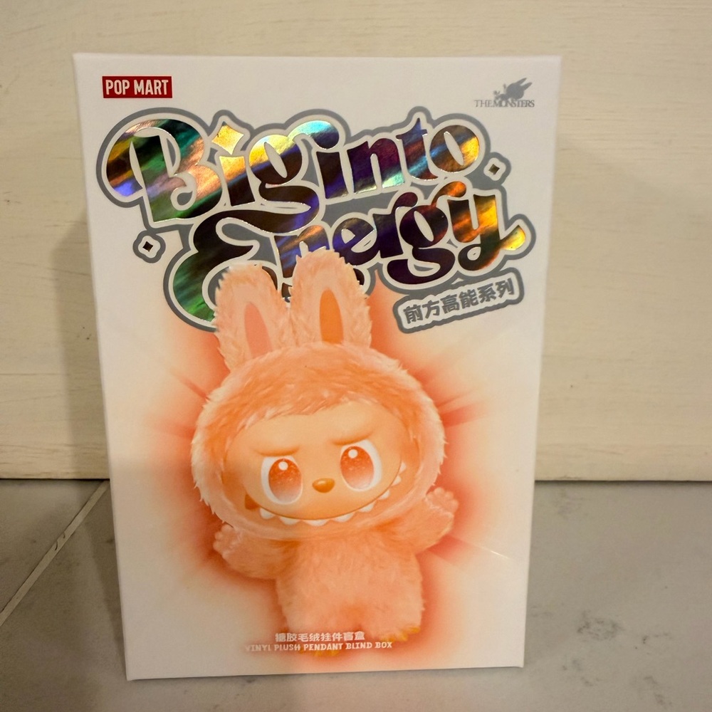LABUBU MONSTERS Big into Energy Series-Vinyl Plush Pendant: LOVE